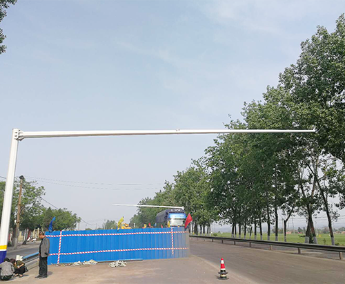 鄭州監(jiān)控桿